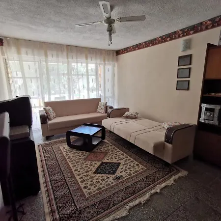 Kusadasi Davutlar 2+1 Flat For Rent Apartamento Aydin